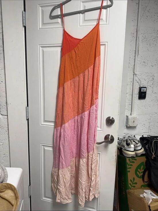 l*space Dresses & Skirts - LSPACE Colorful Pink Orange Maxi - Medium - LIKE NEW - Spaghetti Strap Tassels